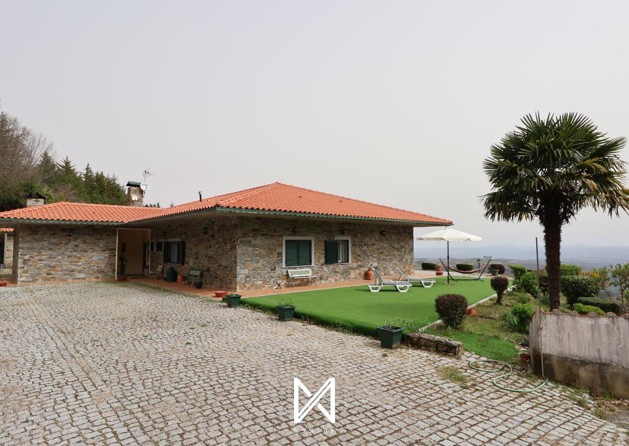 Mystay - Casa Pereira Soeima Alfândega da Fé Exteriör bild